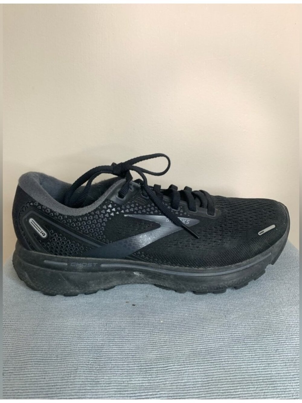 Brooks Black Shoes 8.5